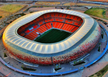 stadion sepak bola terbesar di dunia